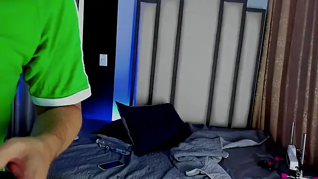 Živý XXX chat Nicola_D_Angelo