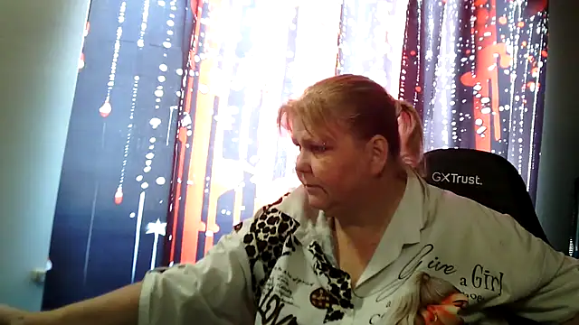 Sylviastar46 Chat XXX live