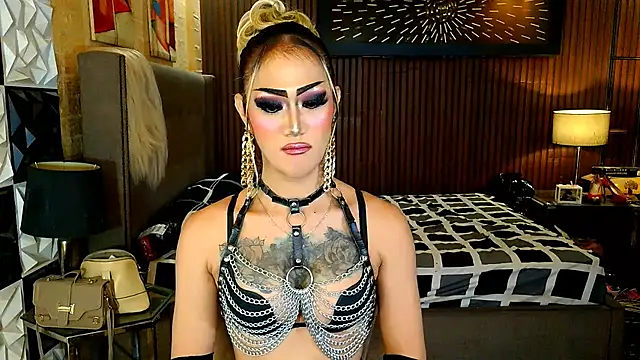 HorseCockDivine – Live XXX-chat