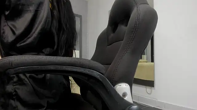 ElektraBomdans Live XXX Chat