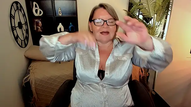 Shannonshine's Live XXX Chat