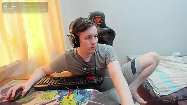 iliaskrislove's Live XXX Chat