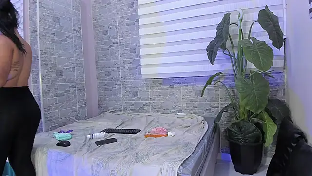 MeganBlazze's Live XXX Chat