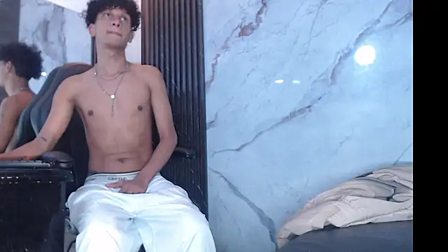 Czat XXX na żywo – BlakeSttone