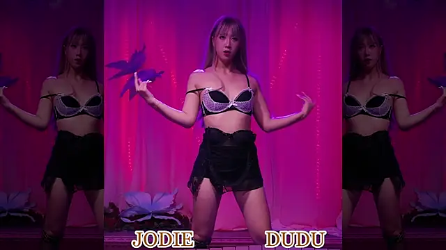 Chat XXX en directo de yznt-dudu