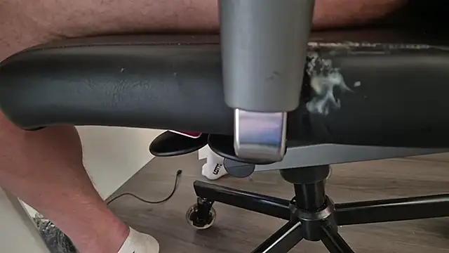 monty19cm Webcam Show