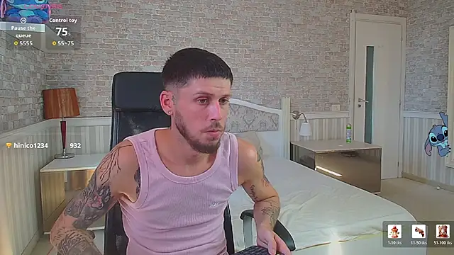 צ'אט XXX בשידור חי של JonahShaw