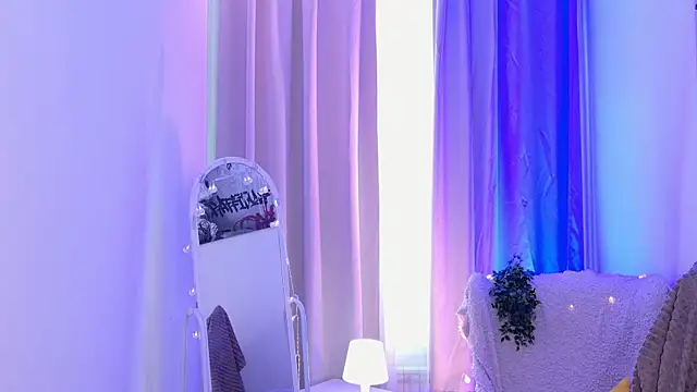 MilanaRayy's Live XXX Chat