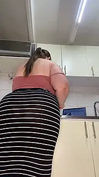 Chloee_Peach 现场XXX聊天