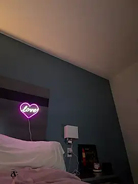 Czat XXX na żywo – FamousBarbieDoll