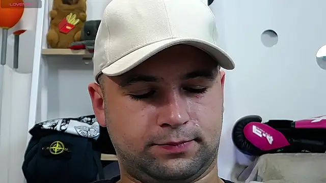 XXX chat uživo modela liam_studd