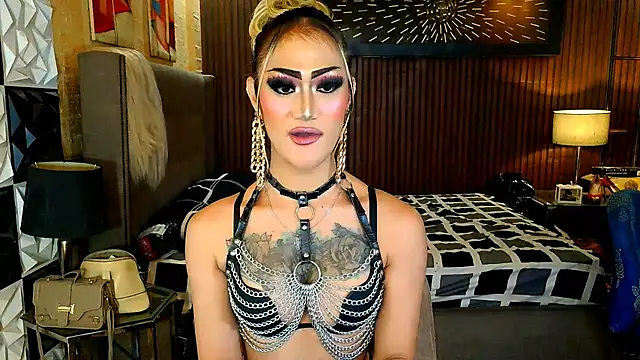 XXX chat uživo modela HorseCockDivine