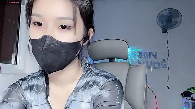 Tieu-May Live XXX-Chat