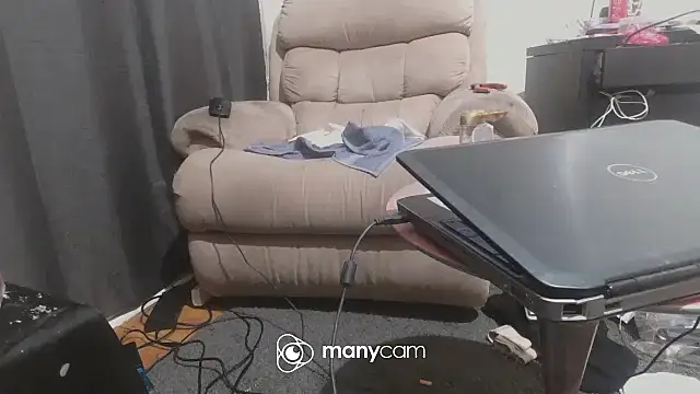 Webkamerová show adelaidesissy