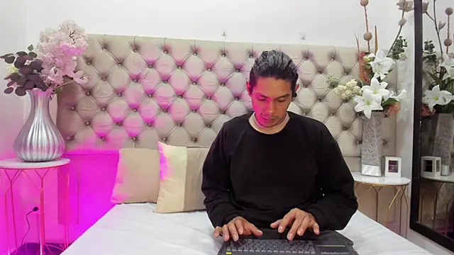 AishleAndSmith XXX чат на живо