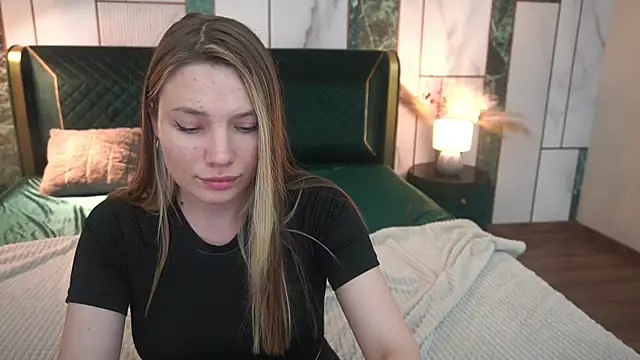 IceDanielles' Live XXX Chat