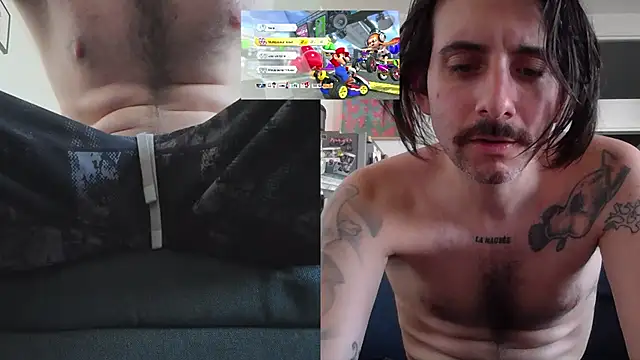 Chuck-FR Live XXX-chat