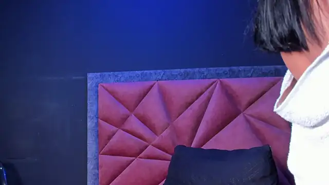 צ'אט XXX בשידור חי של Amy_whittee