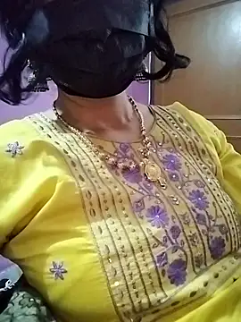 แชท XXX สดของ kiaraqueen7