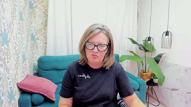 LeaPure Live XXX-Chat