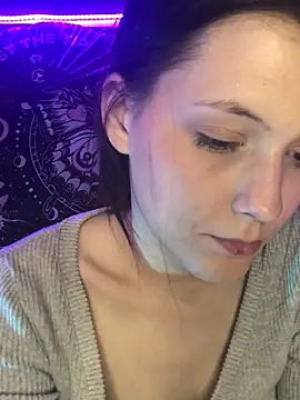 Chat XXX en directo de Lilactease