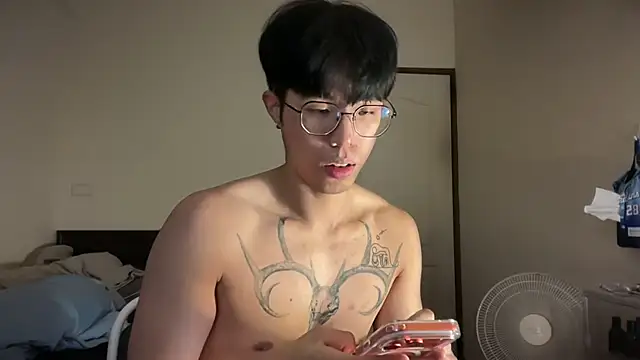 Zuii_310's Live XXX Chat