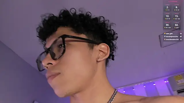 แชท XXX สดของ AkazaBoy_