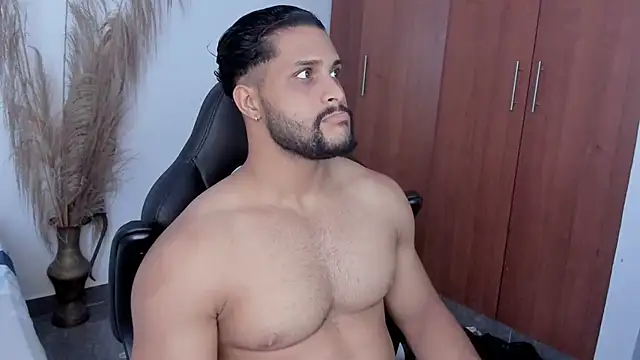 Pier_Simons Live XXX-chat