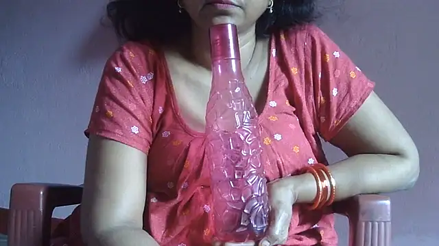 Pooja-suman Live XXX-Chat