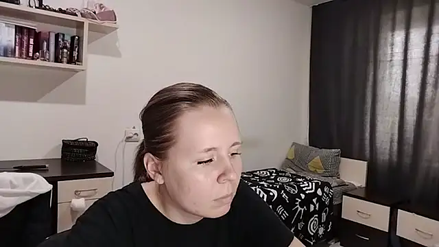 YadaSteiner's Live XXX Chat