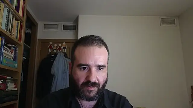 Chat XXX en directo de curiosillo83