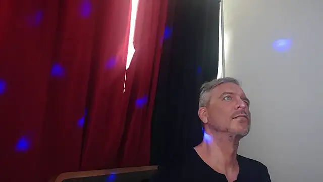 PeggySue_Astrid – Kamerová šou