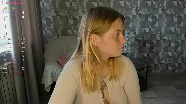 L_aura Chat XXX live