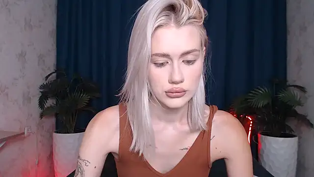 Chat XXX en directo de BlondyLedy
