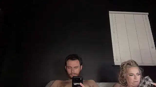 Živý XXX chat Cloudyydayzz