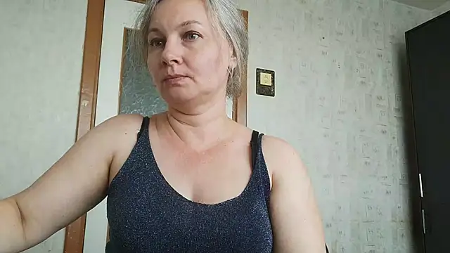 EdithManning чат на живо