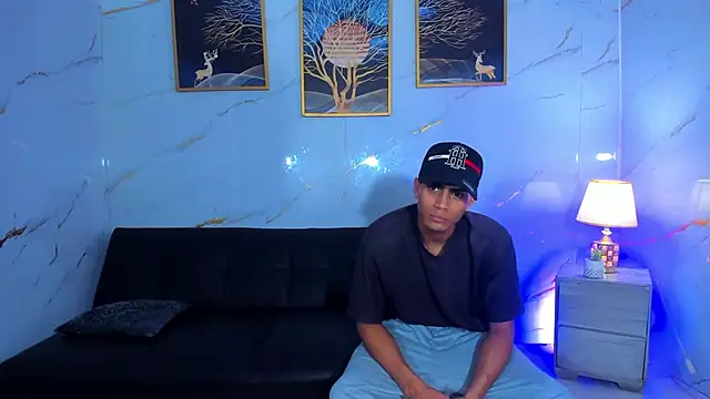 Chat XXX en directo de BOYS_IN_THE_EMPIRE