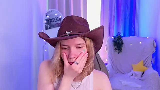 MilanaRayy's Live XXX Chat