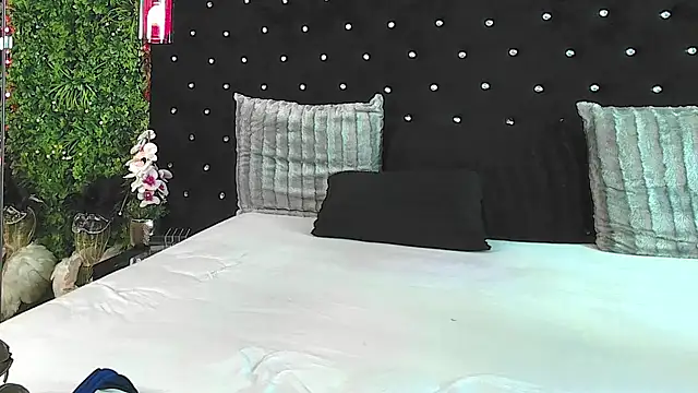 InannaStar 라이브 XXX 채팅
