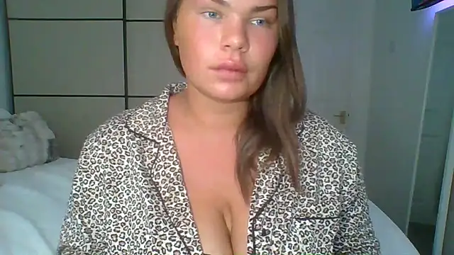 XXX chat uživo modela GEMMARMALADE