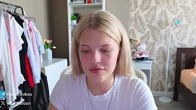 Maya_Rave লাইভ XXX চ্যাট
