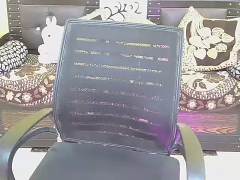 Chat +18 de cute-zaraa ao vivo
