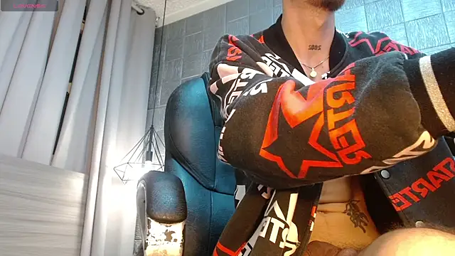 Chat XXX en directo de MykeCastle