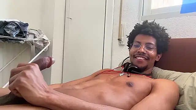 HoleBreeder live XXX chat