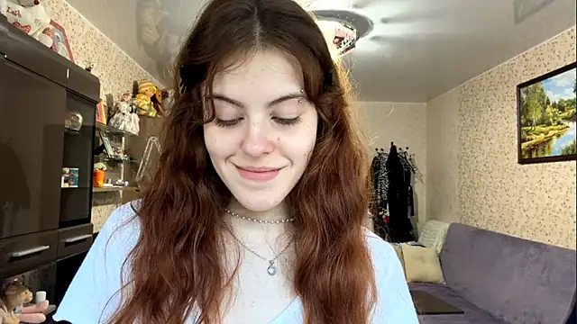 XXX chat uživo modela BuzzingRaid