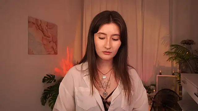 MayShawty: онлайн-секс-чат