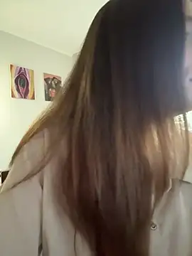 دردشة Sabrina_shells الجنسية المباشرة