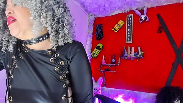 jena_derboo Adlı Modelin Canlı XXX Sohbeti