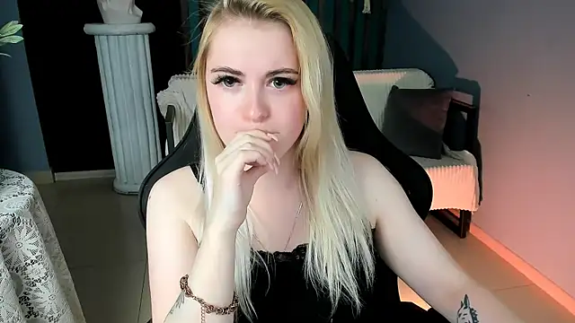 Chat +18 de Stef_Nicks ao vivo