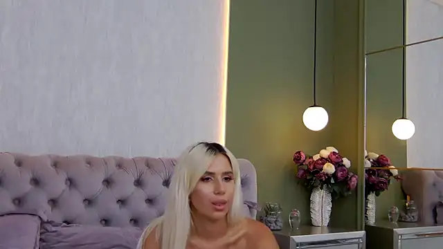 ZaraSpark – Naživo XXX chat